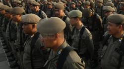 Satpol PP Bubarkan Pembagian Disinfektan di Denpasar, Dianggap Bikin Keramaian<
