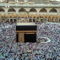 5 Perbedaan Haji dan Umroh yang Perlu Diketahui Muslim