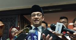 Anies Akan Wajibkan Seluruh ASN Pemprov DKI Pakai Seragam Persija