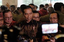 Jokowi Bagi-Bagi Sertifikat Tanah di Pasar Minggu dan Bintaro Hari Ini