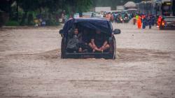 Kaleidoskop 2020: Banjir Terjang Jakarta, Anies Digugat Rp42 Miliar