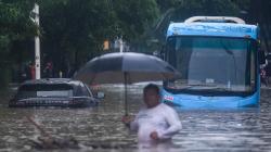 Banjir dan Pemadaman Listrik Berdampak pada Jaringan Telekomunikasi