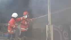 Pabrik Scaffolding di Sidoarjo Terbakar, 1 Karyawan Tewas, 8 Luka