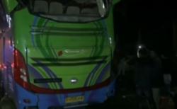 Video Kecelakaan Maut Bus Terguling di Ciater Subang, 8 Penumpang Tewas