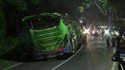 Ibunda dari Sopir Bus Nahas yang Kecelakaan di Ciater Meminta Maaf<