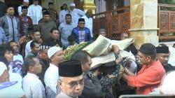 Bupati Bireuen Saifannur Akan Dimakamkan di Halaman Belakang Rumah<