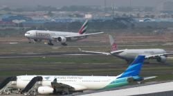 Pendaratan 16 Pesawat Dialihkan dari Bandara Soekarno-Hatta gegara Hujan Deras