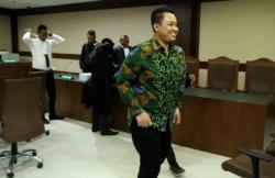 Mantan Aspri Imam Nahrawi Dituntut 9 Tahun Penjara