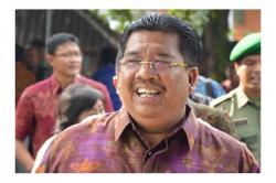 Bupati Buleleng Beri Tunjangan Tambahan untuk Tenaga Medis yang Rawat Pasien Covid-19<