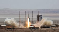 Garda Revolusi Iran: Kami Akan Luncurkan Lebih Banyak Satelit Militer