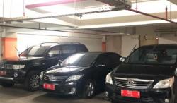 Tak Ada Lahan, Mobil Bapenda Jabar Diparkir di Basement Swalayan