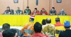 8 Pendekar PSHT Pengeroyok Pemuda Sampit Dibawa ke Sidang Adat