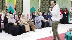 Bacawali Gamal Makin Rajin Dekati Perempuan Surabaya