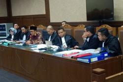 Imam Nahrawi Bantah Terima Uang Rp300 Juta dari Alfitra Salamm