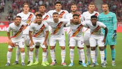 Perangi Virus Korona, AS Roma Sumbang 13.000 Masker dan 120 Botol Hand Sanitizer