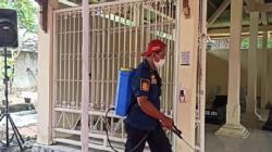 Pelayat di Area Permakaman Ibunda Presiden Jokowi Wajib Lewati Bilik Disinfektan