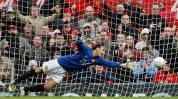 5 Pemain Top yang Pernah Jadi Kiper Dadakan, Nomor 3 dari Indonesia