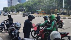 LDD Keuskupan Agung Jakarta Bagi Makanan Siap Saji untuk Masyarakat