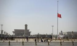 Rakyat China Mengheningkan Cipta Kenang Korban Corona, Semua Aktivitas Berhenti 3 Menit