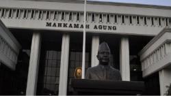 Terima Suap hingga Main Judol, Hakim Pengadilan Tinggi Makassar Dipecat MA
