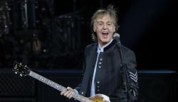 Catatan Lirik 'Hey Jude' Tulisan Tangan Paul McCartney The Beatles Laku Rp14,4 M