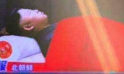 Viral Foto Palsu Jenazah Kim Jong Un Terbujur di Kotak Kaca