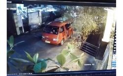 Beraksi Pakai Angkot, 3 Orang Bobol Kotak Amal Masjid di Koja