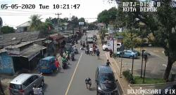 Video Viral Penjambretan Tas di Bojongsari Depok, Rp80 Juta Berceceran di Jalan