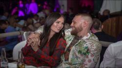 4 Pasangan Seksi Petarung UFC, Nomor 3 Mantan Pemain Smack Down