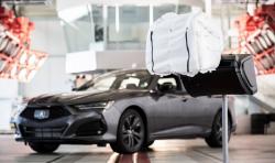 Mobil Ini Dilengkapi Airbag Canggih Pertama di Dunia Cegah Cedera Otak