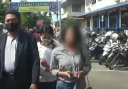 Video Perempuan di Palembang Laporkan Calon Suami ke Polisi karena Batalkan Pernikahan<