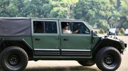 Prabowo Perkuat TNI dengan Rantis Maung Buatan Pindad<