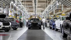 Bentley Kembali Produksi SUV Bentayga usai Pandemi Covid-19