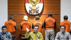 KPK Tahan 5 Tersangka Kasus Korupsi Proyek Fiktif Waskita Karya