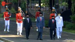 Tak Sampai 5 Tahun, Jokowi 3 Kali Lantik Gubernur Kepri
