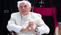Mantan Paus Benediktus XVI Sakit Parah Setelah Berkunjung ke Jerman