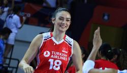 Tatyana Demyanova Minggir Dulu, Ini Zehra Gunes Pevoli Cantik asal Turki
