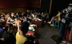 Begini Potret Perempuan Seksi di Tempat Karaoke Venesia BSD saat Dirazia Petugas