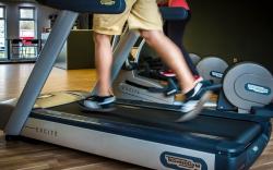 5 Alat Fitnes untuk Mengecilkan Perut Buncit, Bisa Digunakan di Rumah