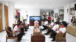 Cagub dan Cawagub Sulut Olly-Steven Didoakan Uskup Manado Mgr Benedictus<
