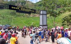 Mobil Rombongan Wisata Kecelakaan di Karanganyar, 1 Orang Tewas