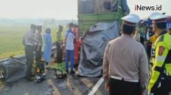 Video Minibus Tabrak Truk di Tol Trans Sumatera Kayu Agung-Palembang, 4 Orang Tewas