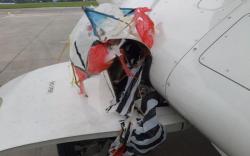 Roda Pesawat Citilink Tersangkut Layangan saat Mendarat di Adisutjipto