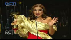 Gagal Nikah, Jessica Iskandar Menangkan Asmara Tersilet di Silet Awards 2020: Cukup Aku Aja