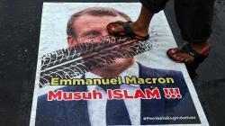 Aksi Injak Foto Presiden Prancis Emmanuel Macron di Yogyakarta