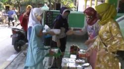 Maulid Nabi, Warga Kaliwungu Kendal Gelar Tradisi Ketuin Sedekah Makanan<