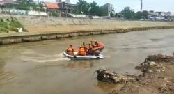 Lelah Berenang, Bocah Tenggelam di Kali Ciliwung