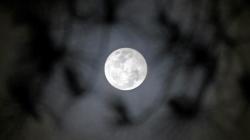 Penampakan Fenomena Blue Moon dari Langit Gowa Sulawesi Selatan
