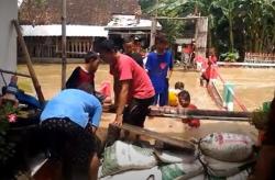 Sungai Meluap, Banjir Rendam Puluhan Rumah 2 Kecamatan di Kendal