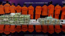 Polda Riau Musnahkan 122,38 Kg Sabu dan 10.000 Pil Ekstasi